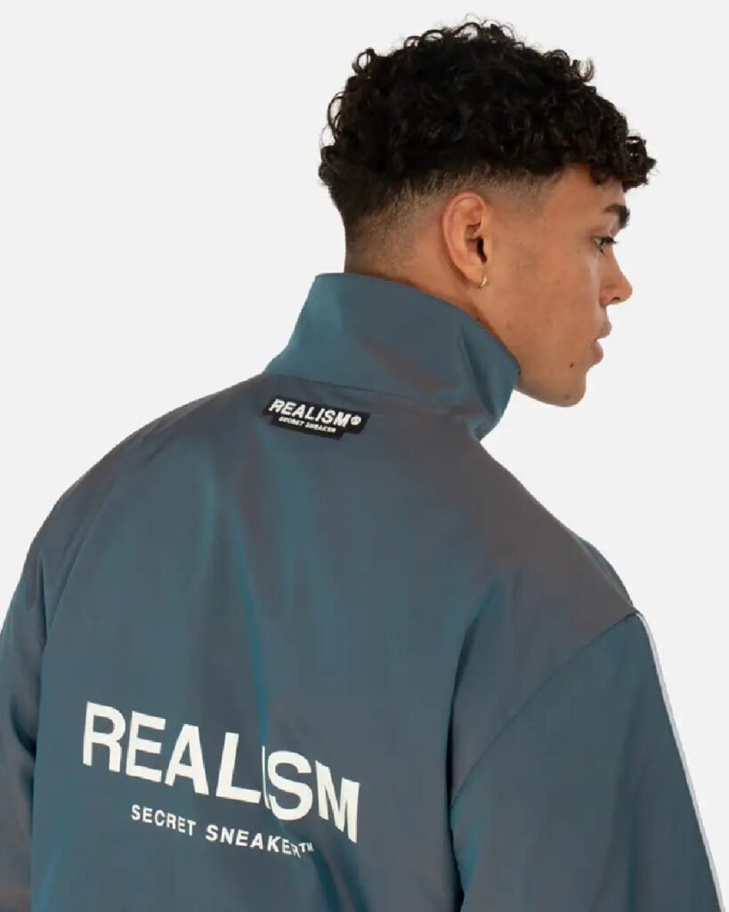 Realism jumper